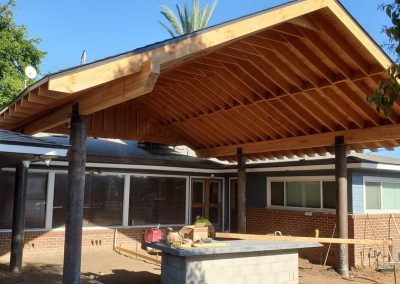Patio and outdoor kitchen in fresno